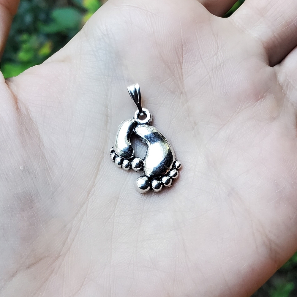 NWOT Little Feet Charm - Picture 2 of 5